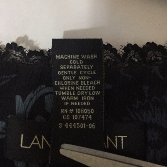 Size 18 Blue flowing top with corset feature - Picture 8 of 10